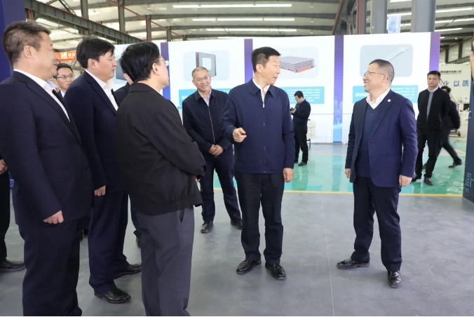 陜西省委常委、延安市委...